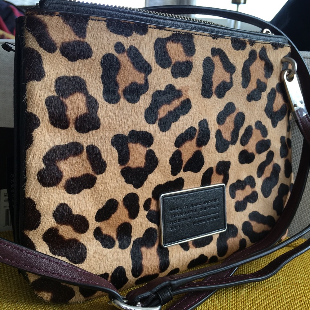 Marc Jacobs Crossbody Ligero Double Percy Leopard